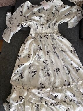 Forever New White Floral Smocked-Waist Dress